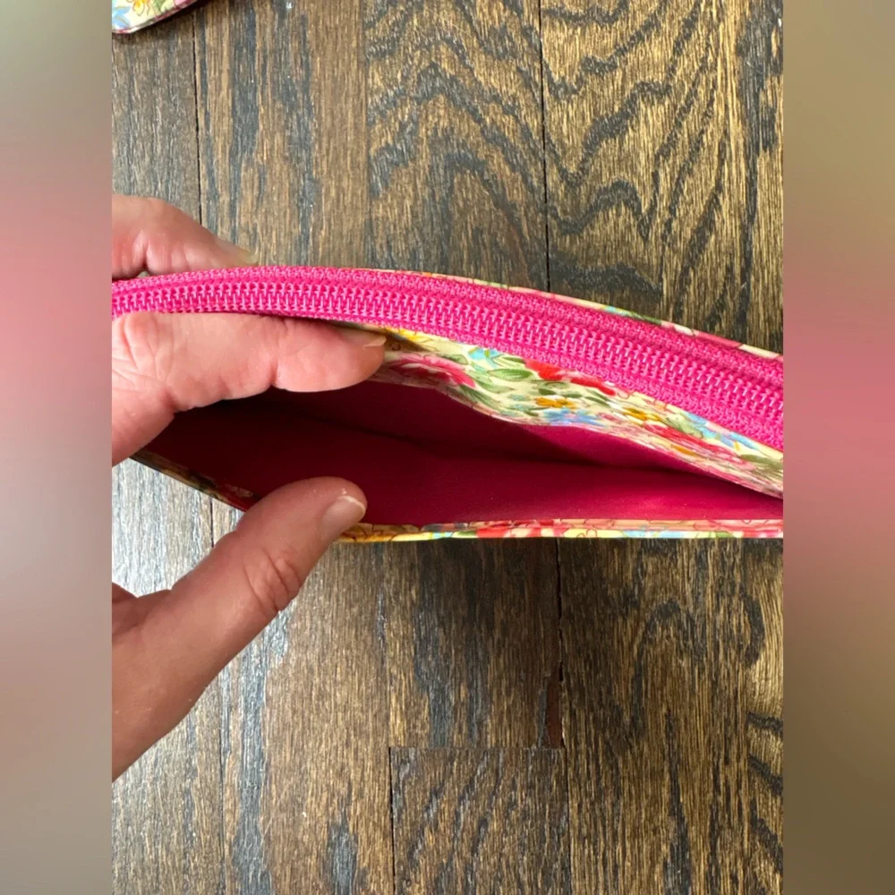 Floral Wristlet and Wallet Set - Picture 4 of 11